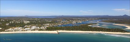 Noosa Main Beach - QLD 2014 (PBH4 00 17436)